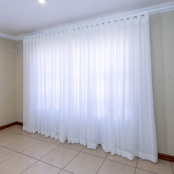 Double Wave Curtain - White - Image 2